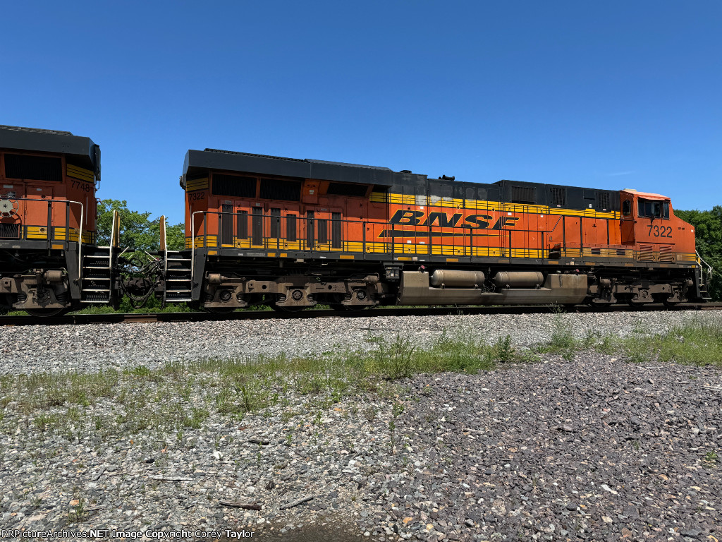 BNSF 7322